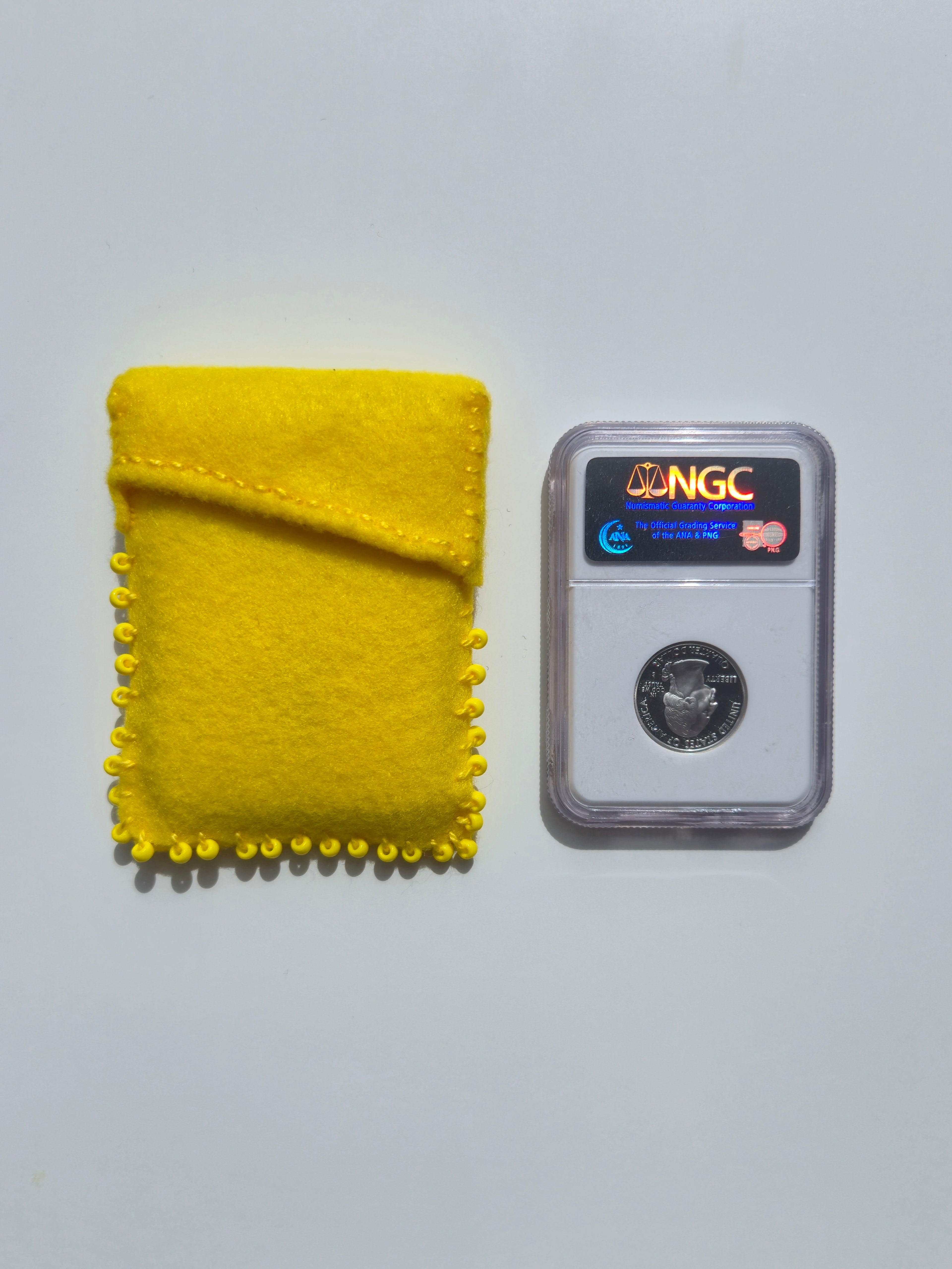 Clab Sleeve (Yellow Beads)