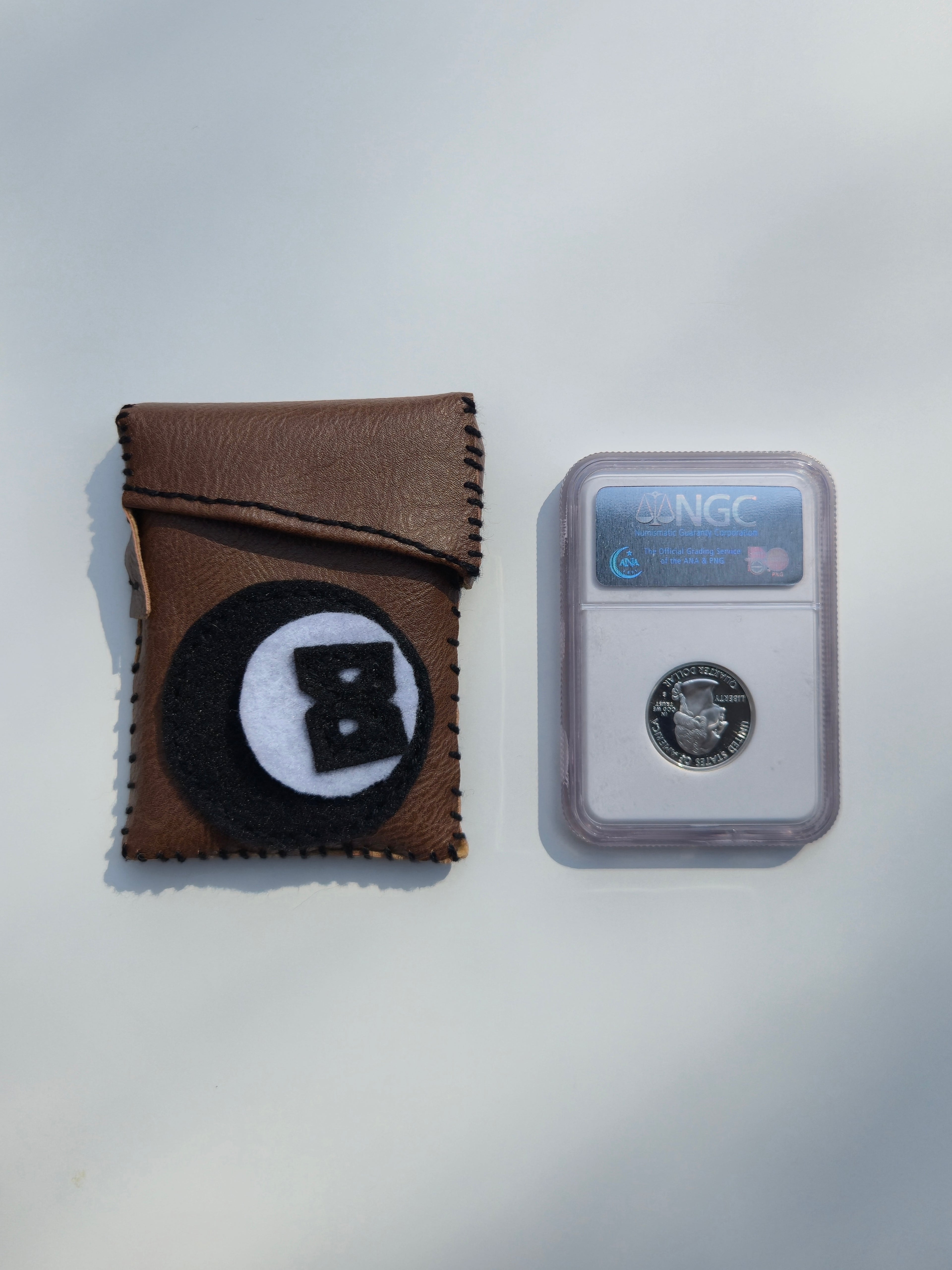 Clab Sleeve (Leather w/ 8Ball)