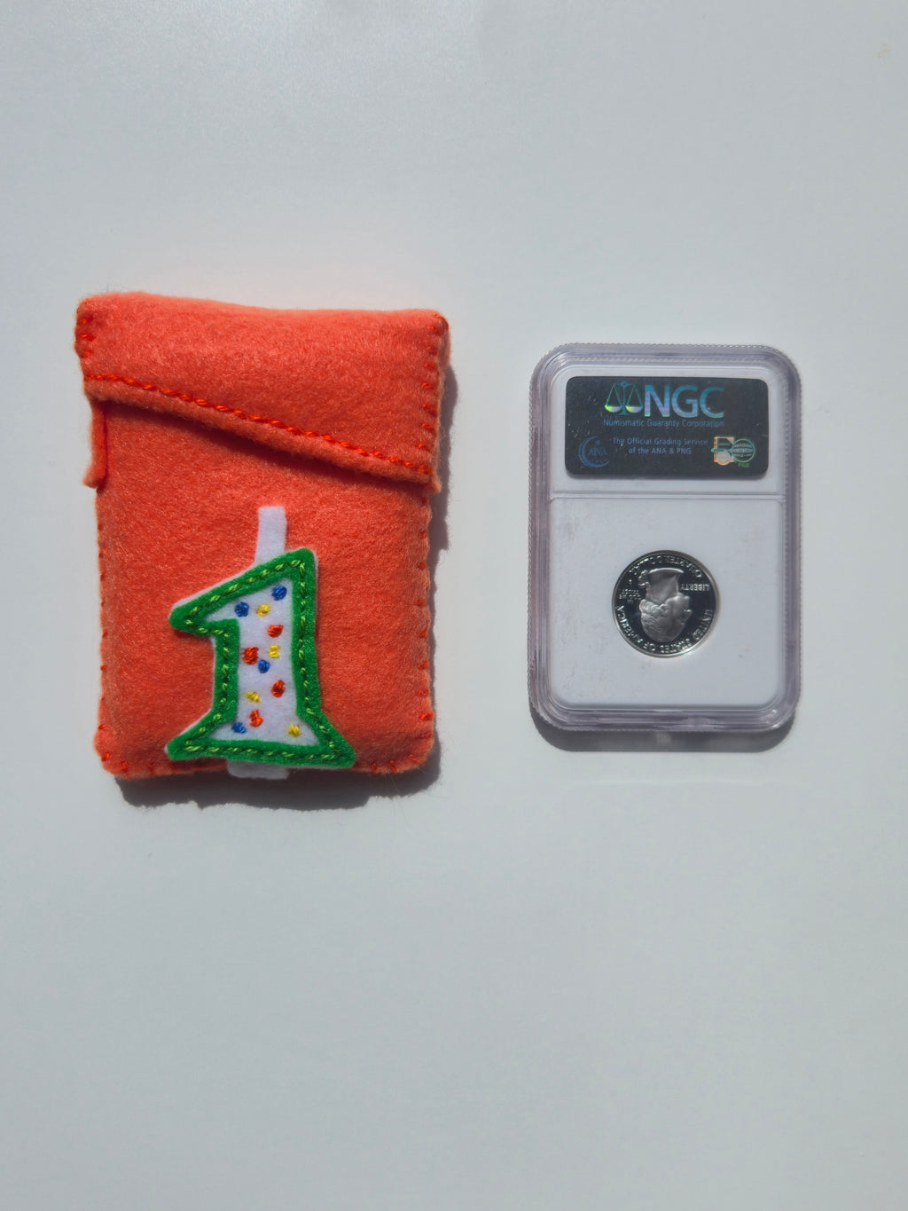 Clab Sleeve (Number 1 Birthday Candle)