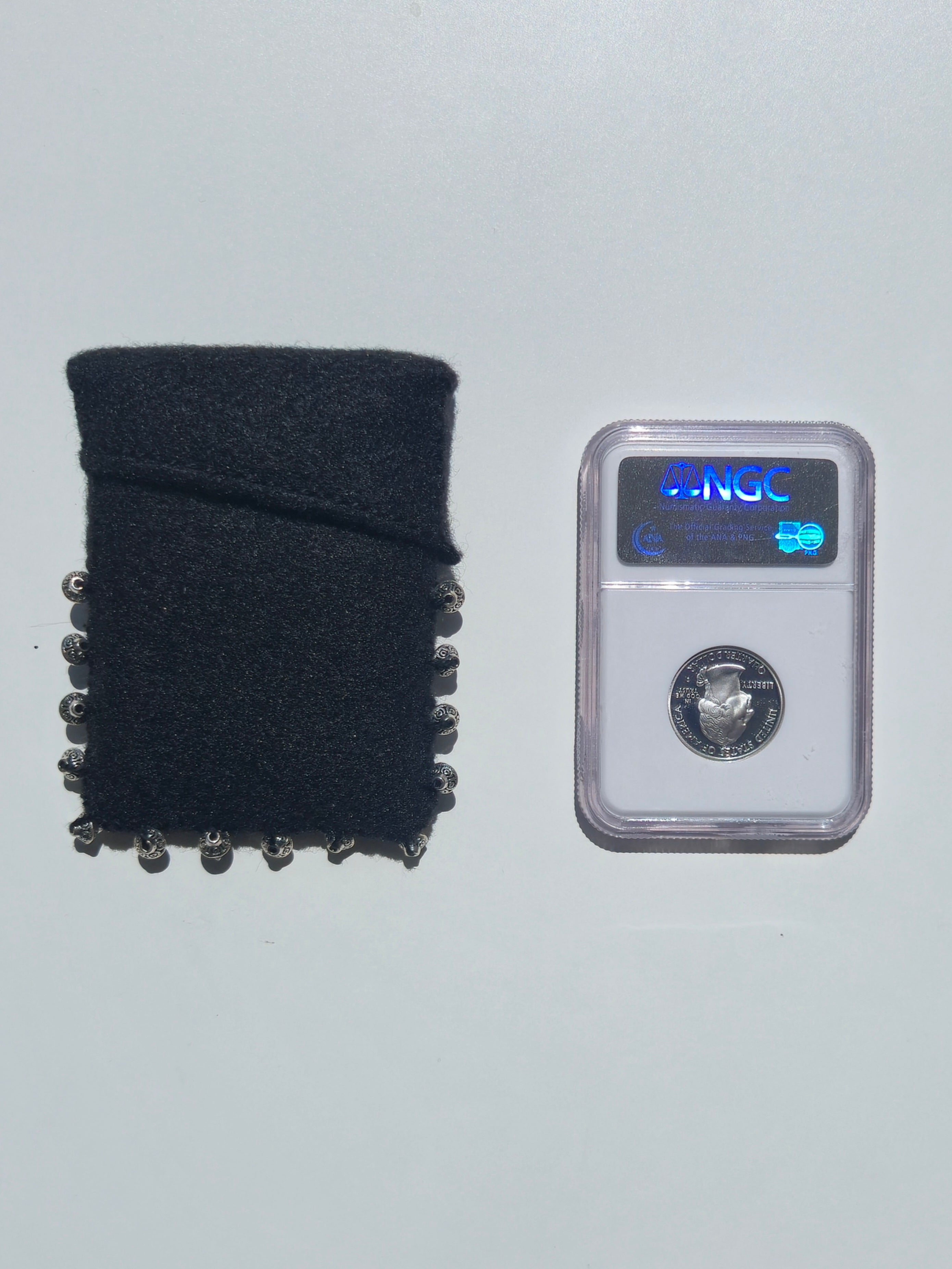 Clab Sleeve (Metal Beads)