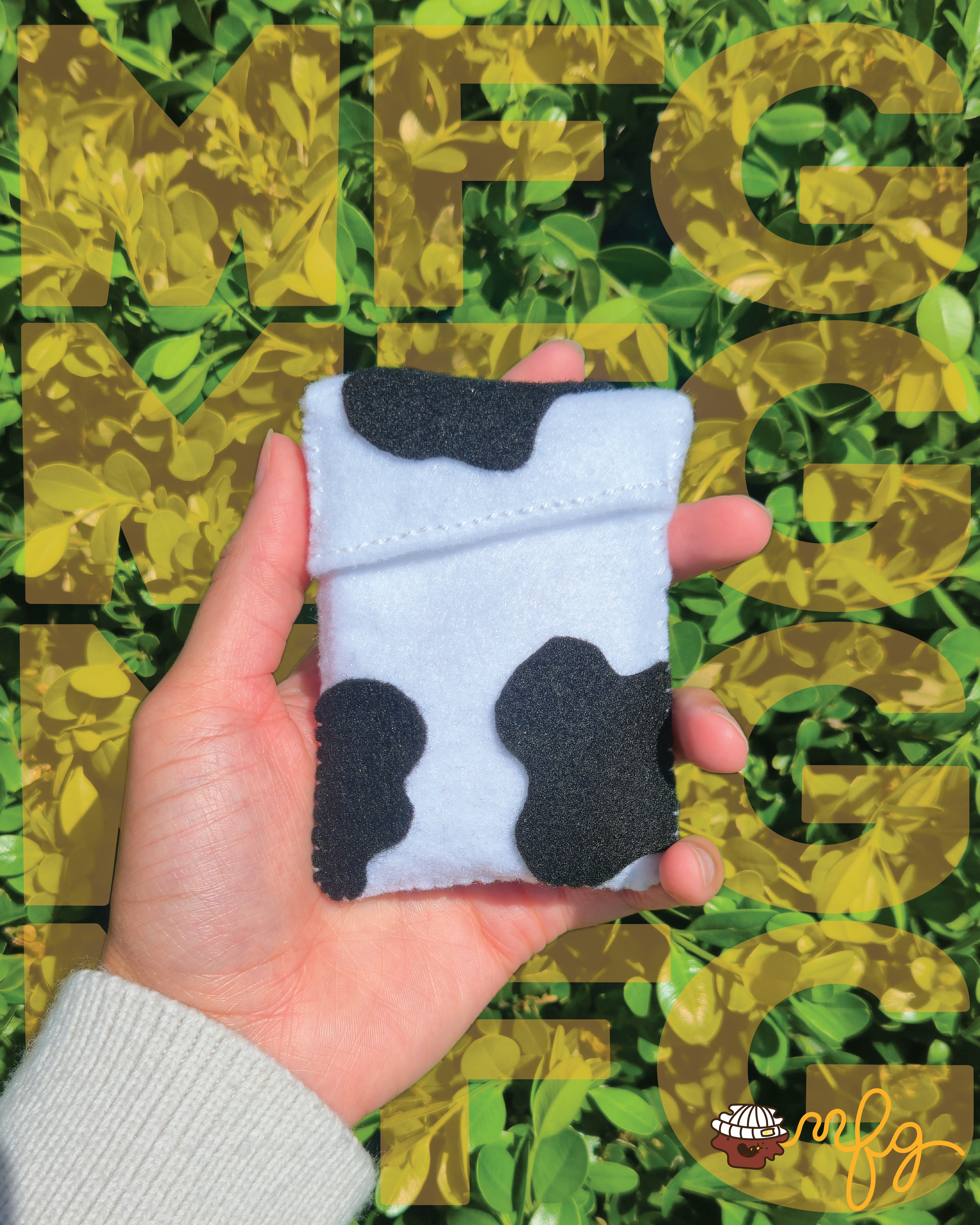 Clab Sleeve (Legendary Cow Print)