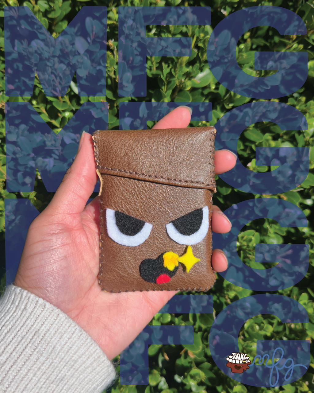 Clab Sleeve (Leather w/ M Eyes)