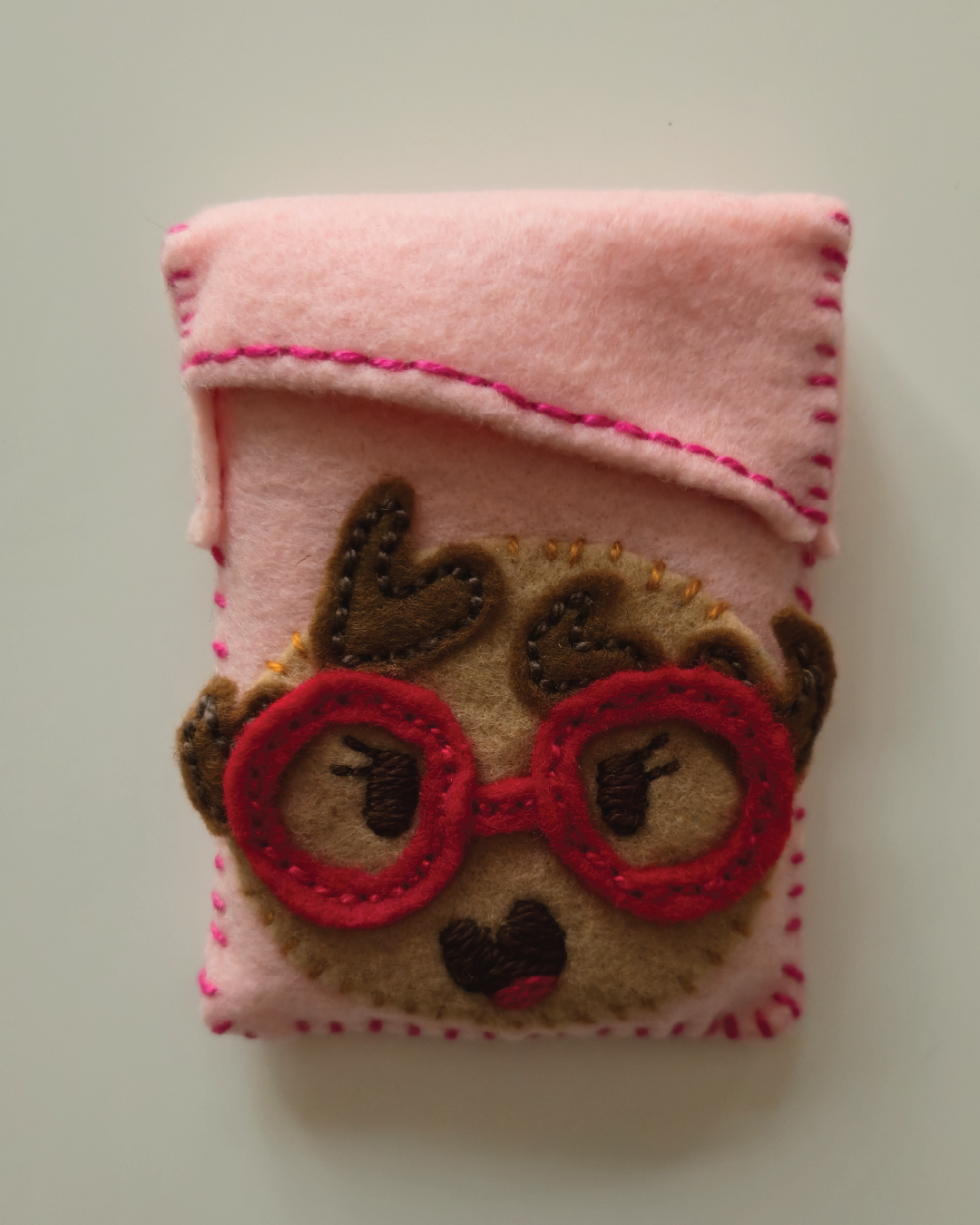 Clab Sleeve (Cookie w/ Glasses)