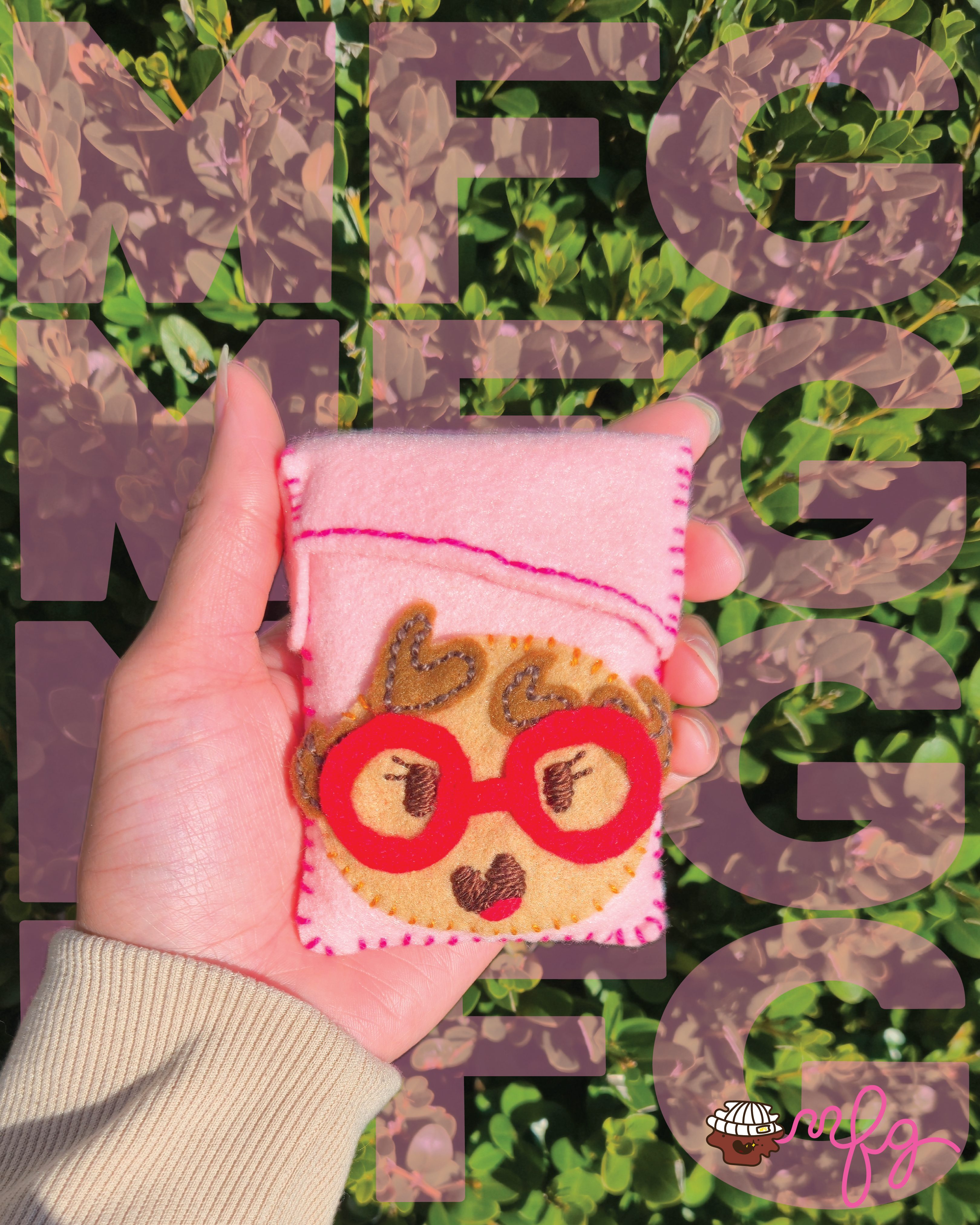 Clab Sleeve (Cookie w/ Glasses)