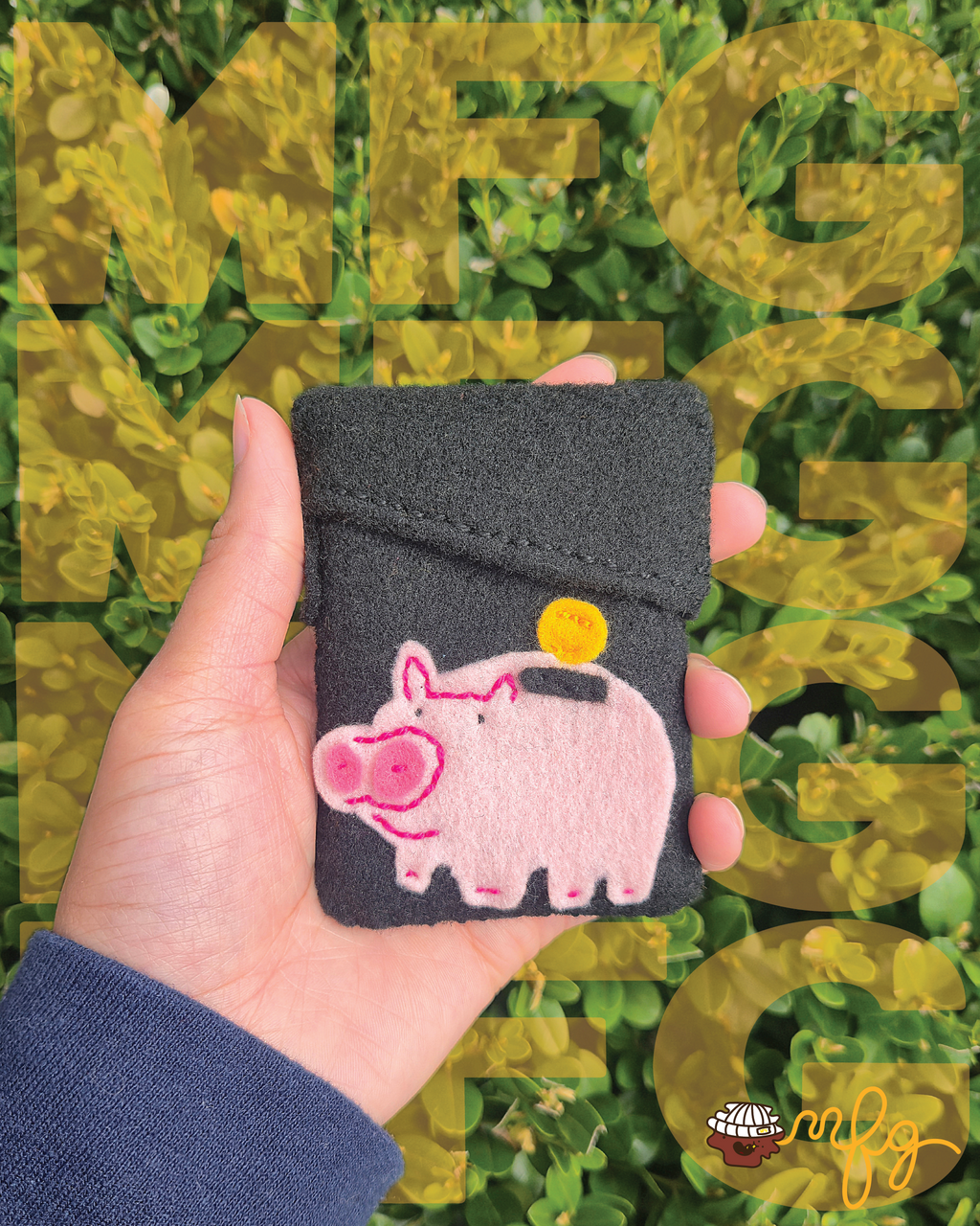 Clab Sleeve (Piggy Bank)